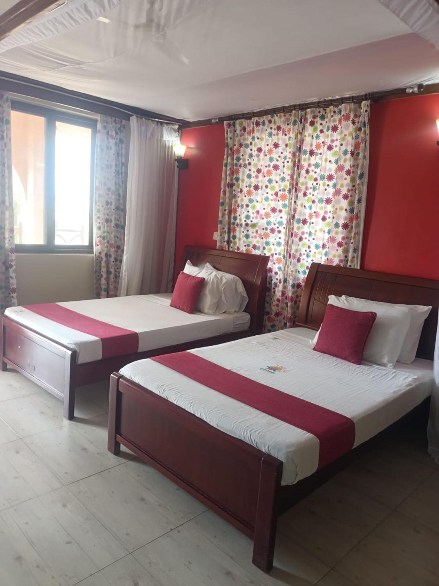 Lambada Holiday Resort Mombasa Мтуапа Екстер'єр фото